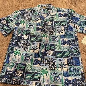 NWT Hilo Hattie Hawaiian men’s button up shirt